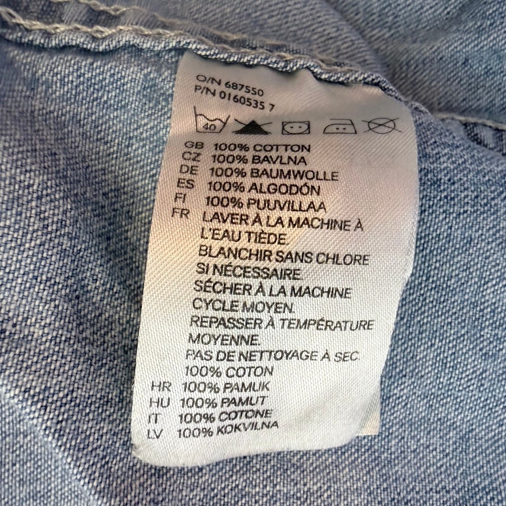H&M Denim Shirt Mens Large Light Wash Western Snap Front Cowboy Americana Rugged - Picture 9 of 12